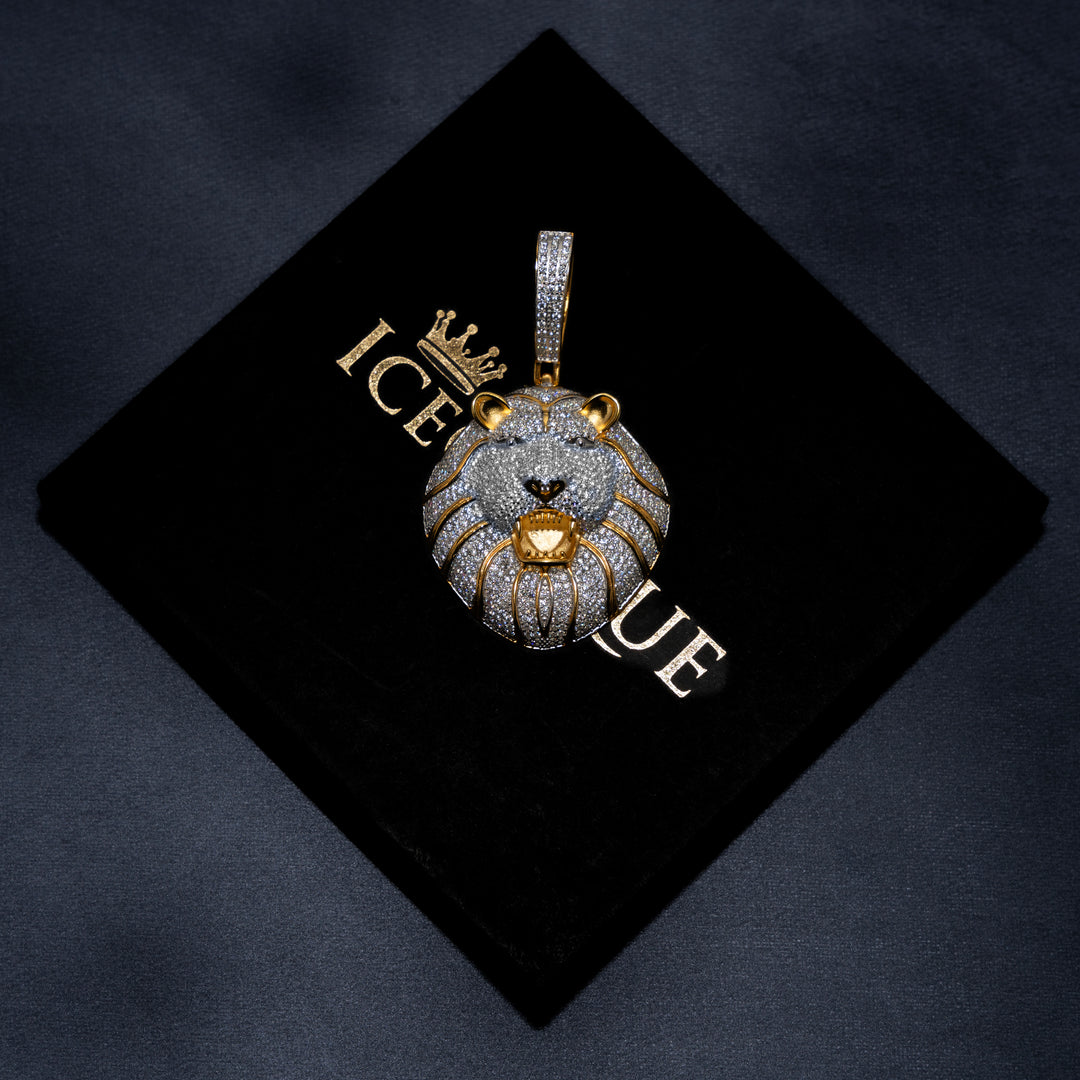 Iced Lion Pendant - ICECLIQUE JEWELRY