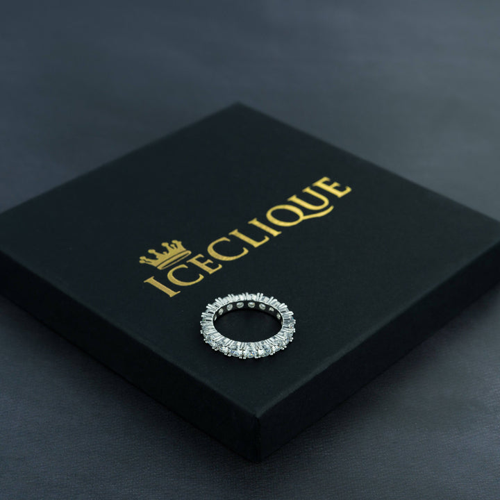 One Row Solitaire Ring - ICECLIQUE JEWELRY