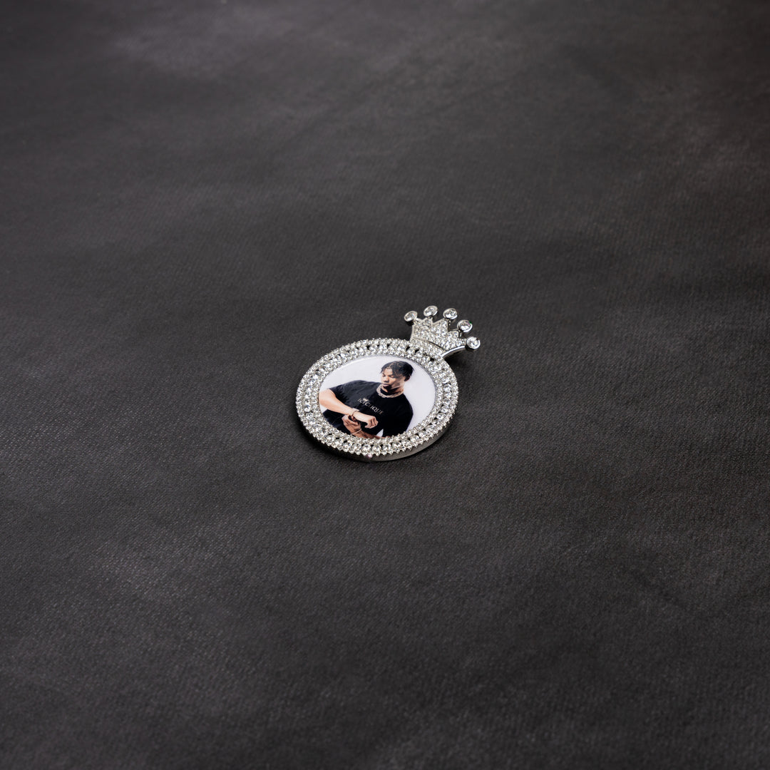 Crowned Custom Photo Pendant - ICECLIQUE JEWELRY