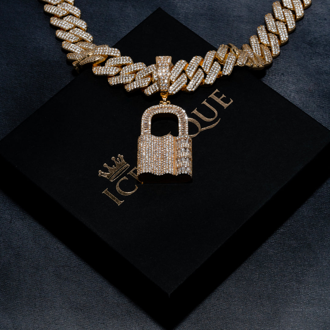 Iced Padlock Pendant - ICECLIQUE JEWELRY