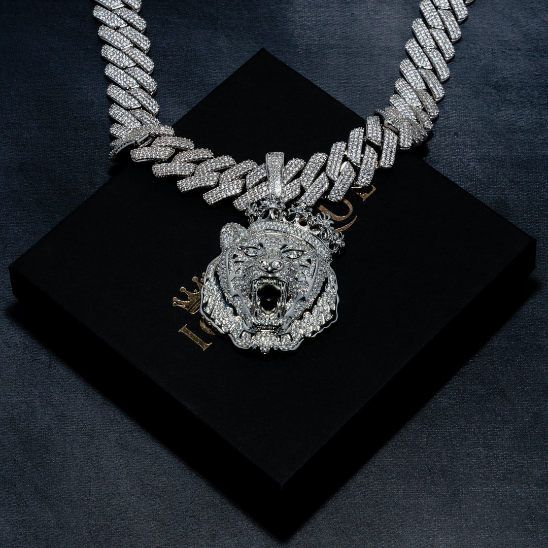 Iced Crowned Lion Pendant - ICECLIQUE JEWELRY