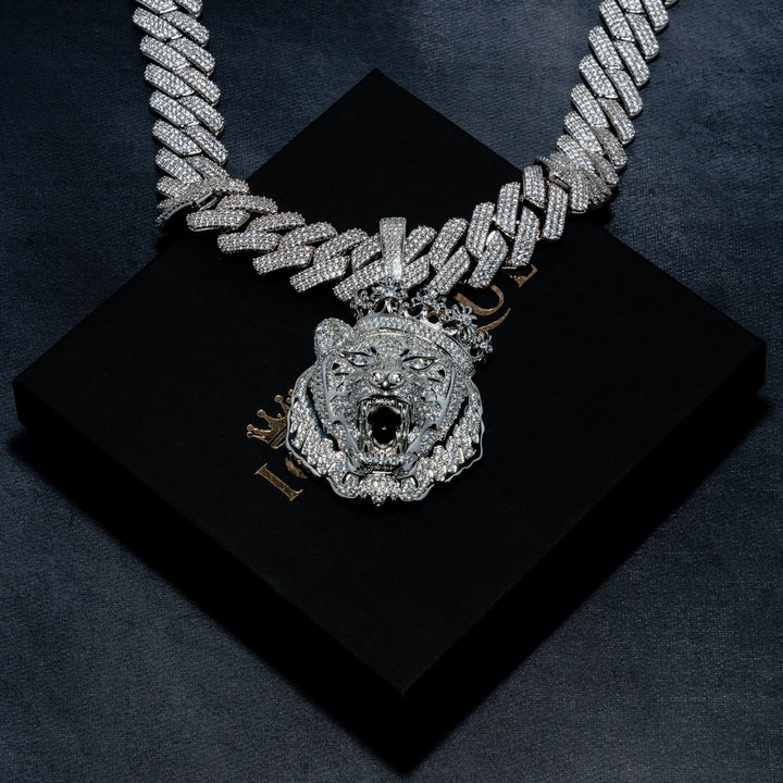 Iced Crowned Lion Pendant - ICECLIQUE JEWELRY
