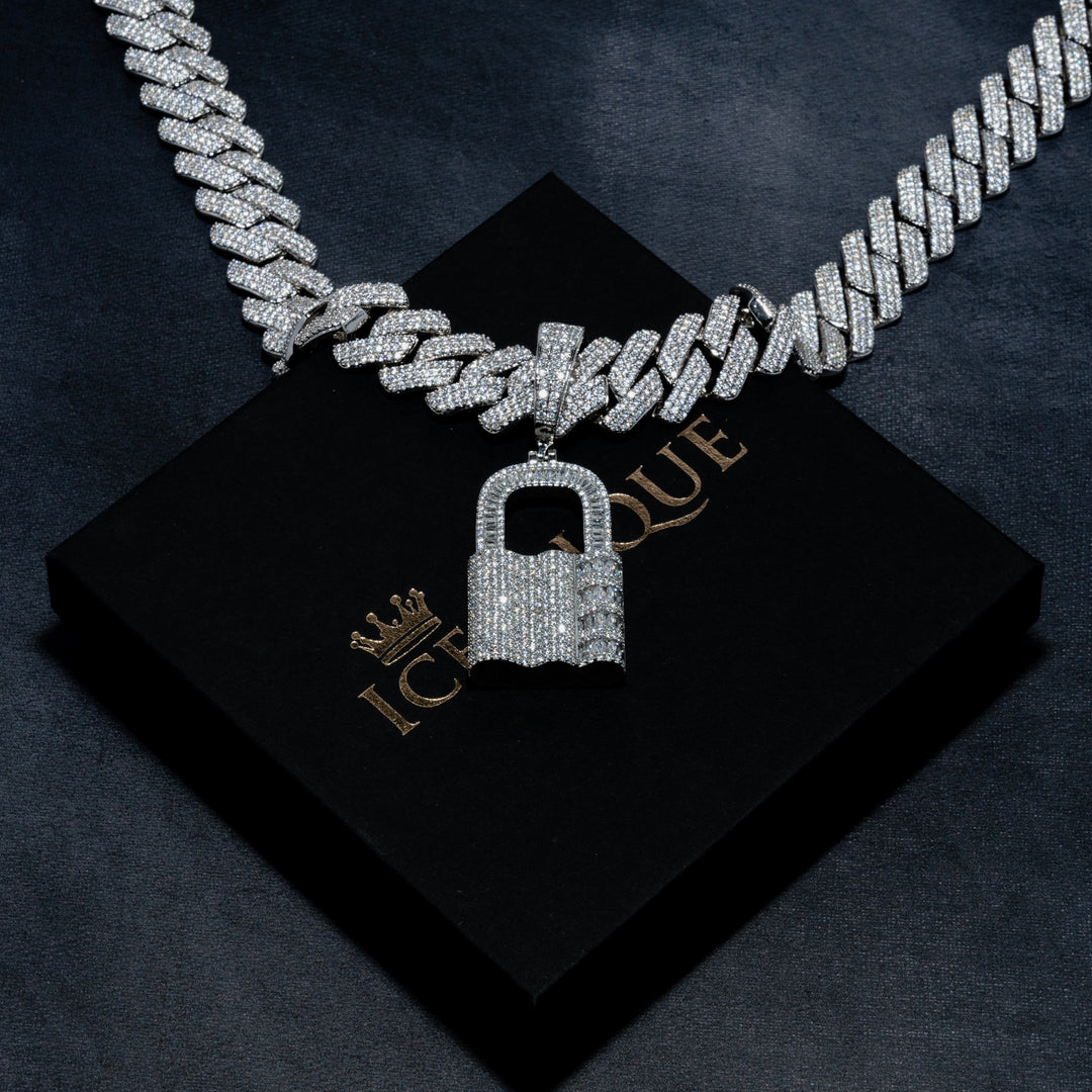 Iced Padlock Pendant - ICECLIQUE JEWELRY