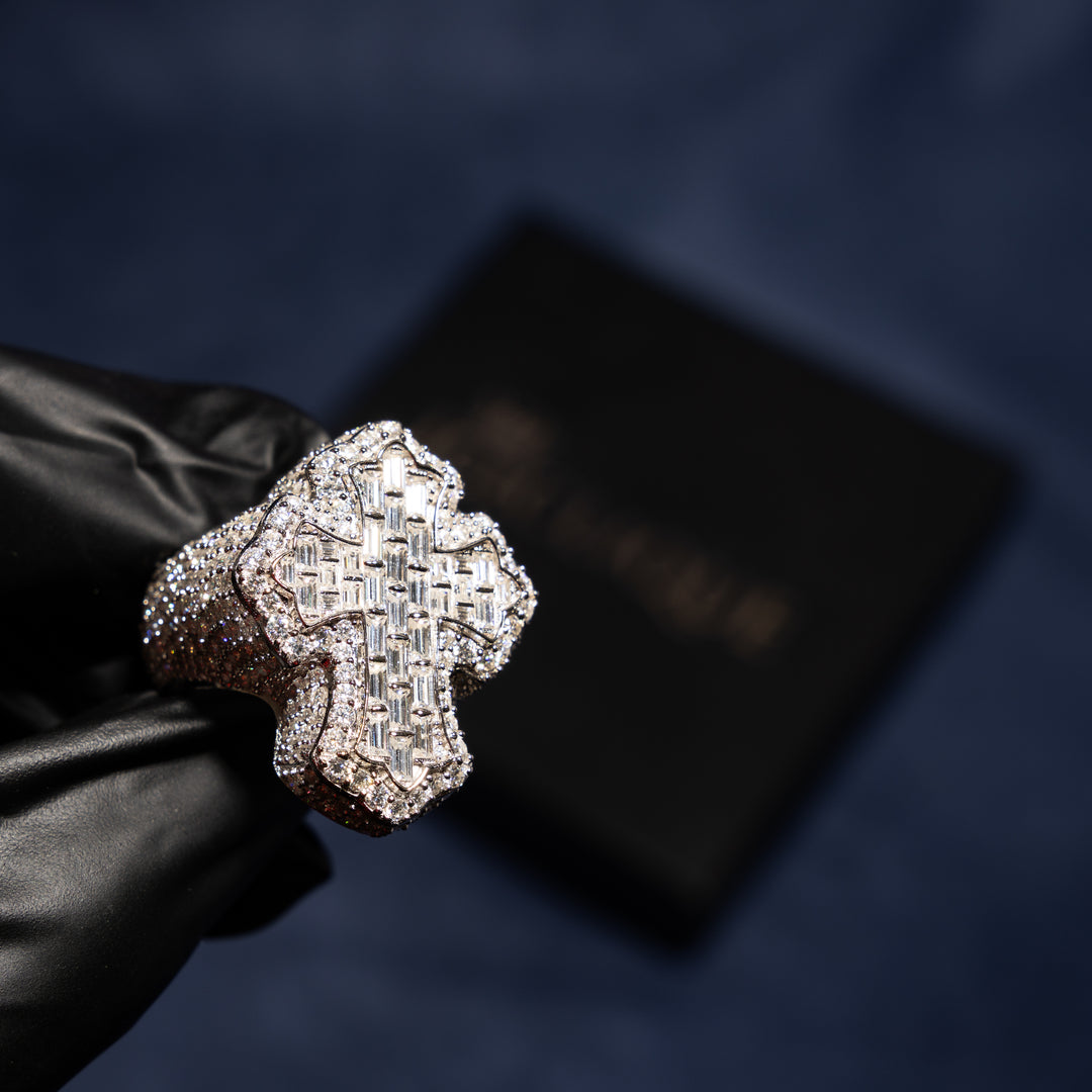 Baguette Cross Ring - Moissanite & S925 - ICECLIQUE JEWELRY