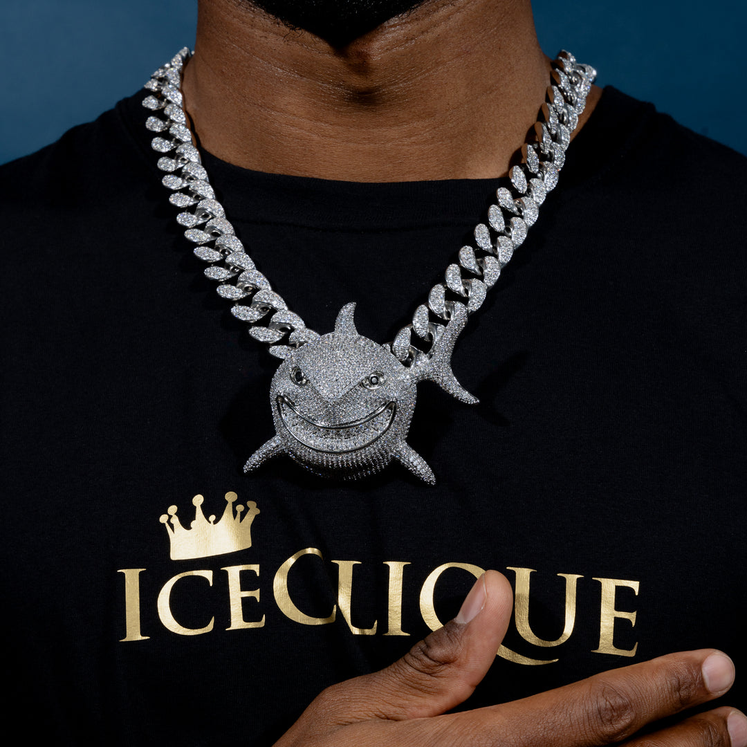 Iced Shark Pendant - ICECLIQUE JEWELRY
