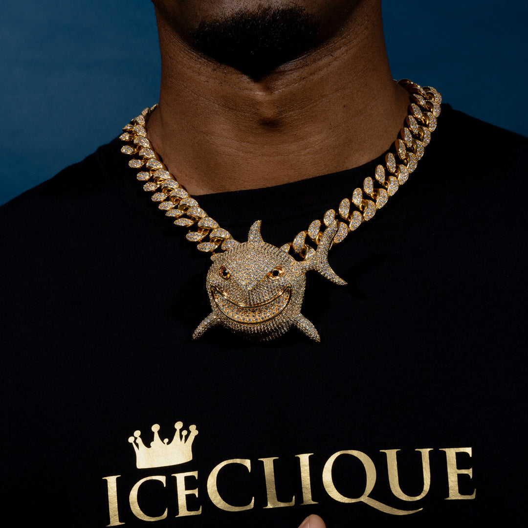 Iced Shark Pendant - ICECLIQUE JEWELRY