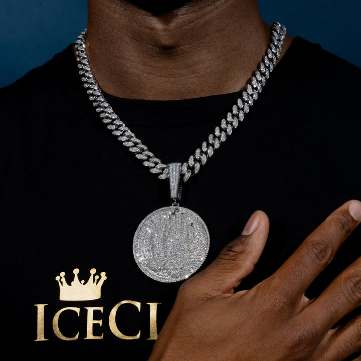 Prayer Pendant - ICECLIQUE JEWELRY