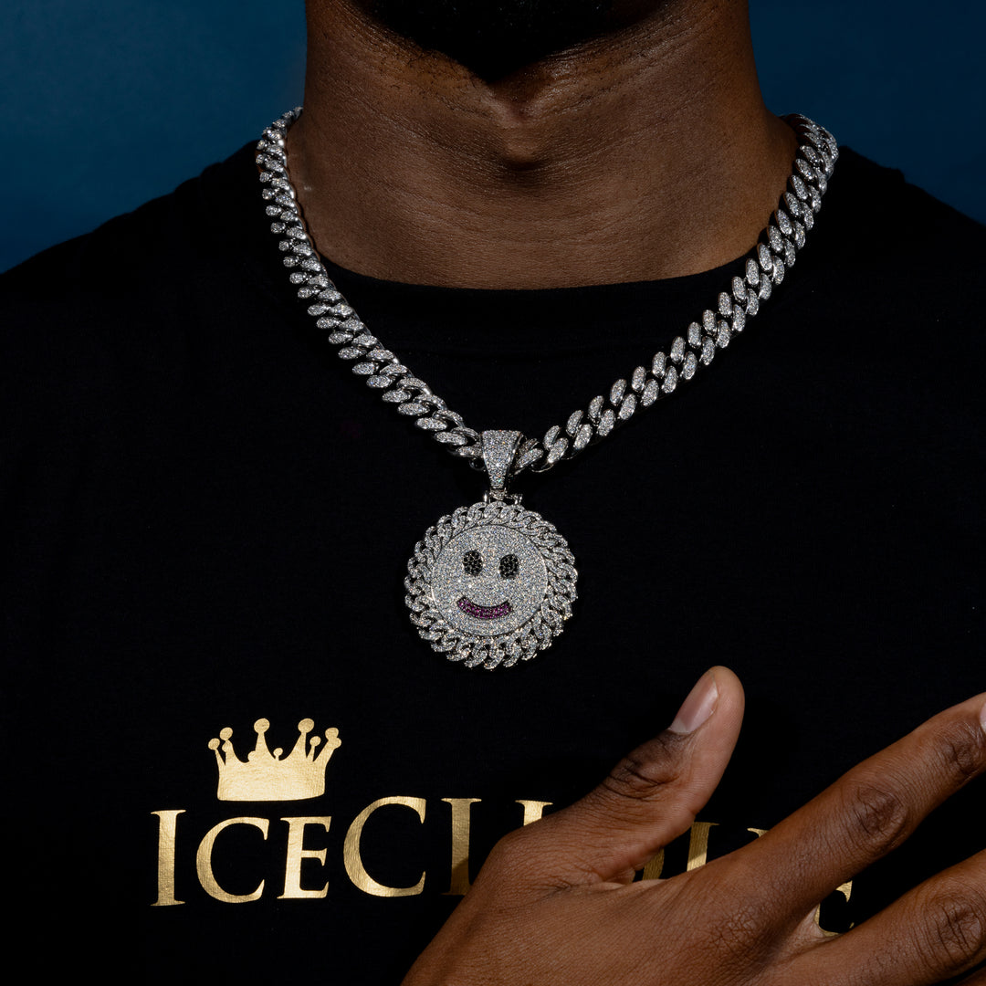 Round Smiley Pendant - ICECLIQUE JEWELRY