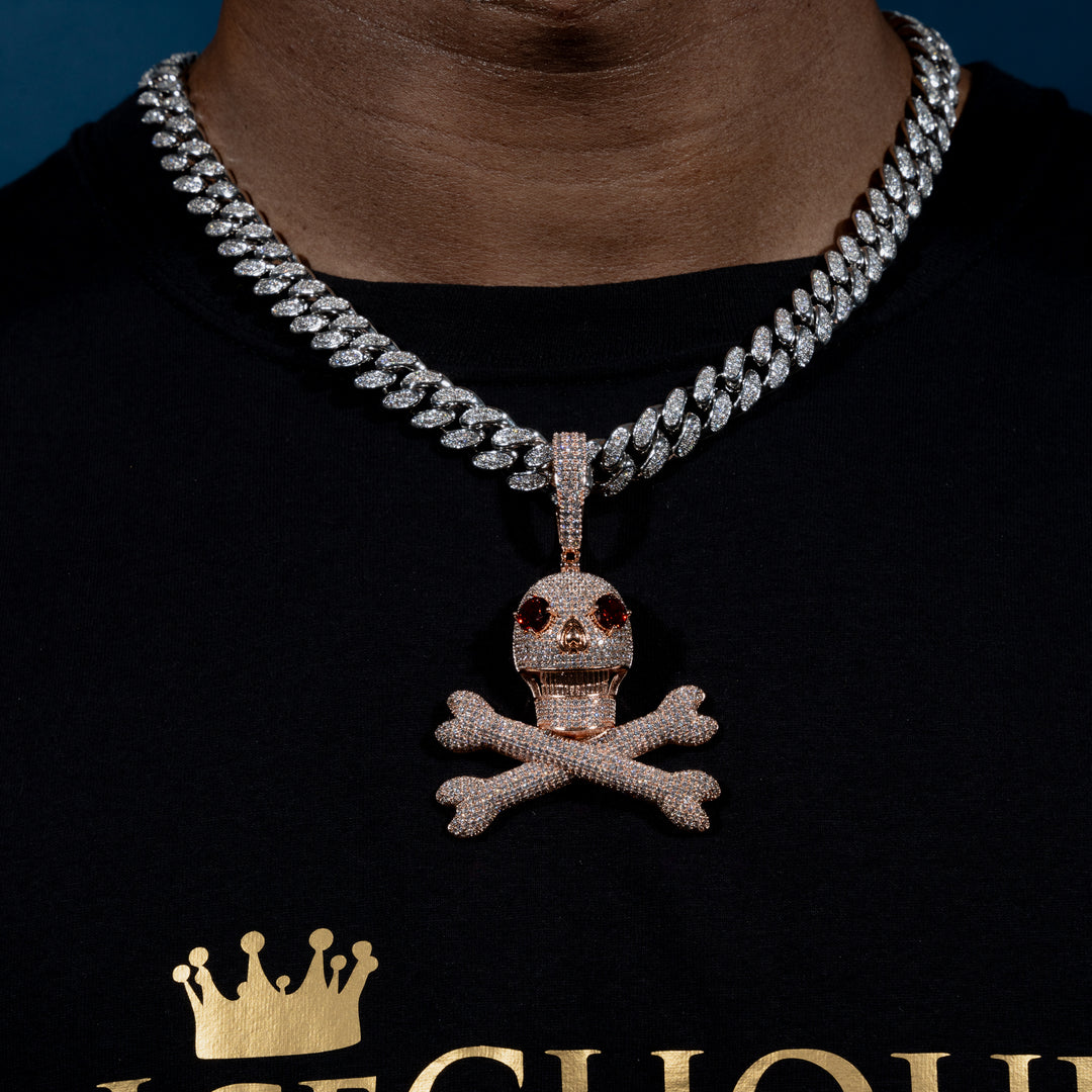 Pirate Skull Pendant - ICECLIQUE JEWELRY