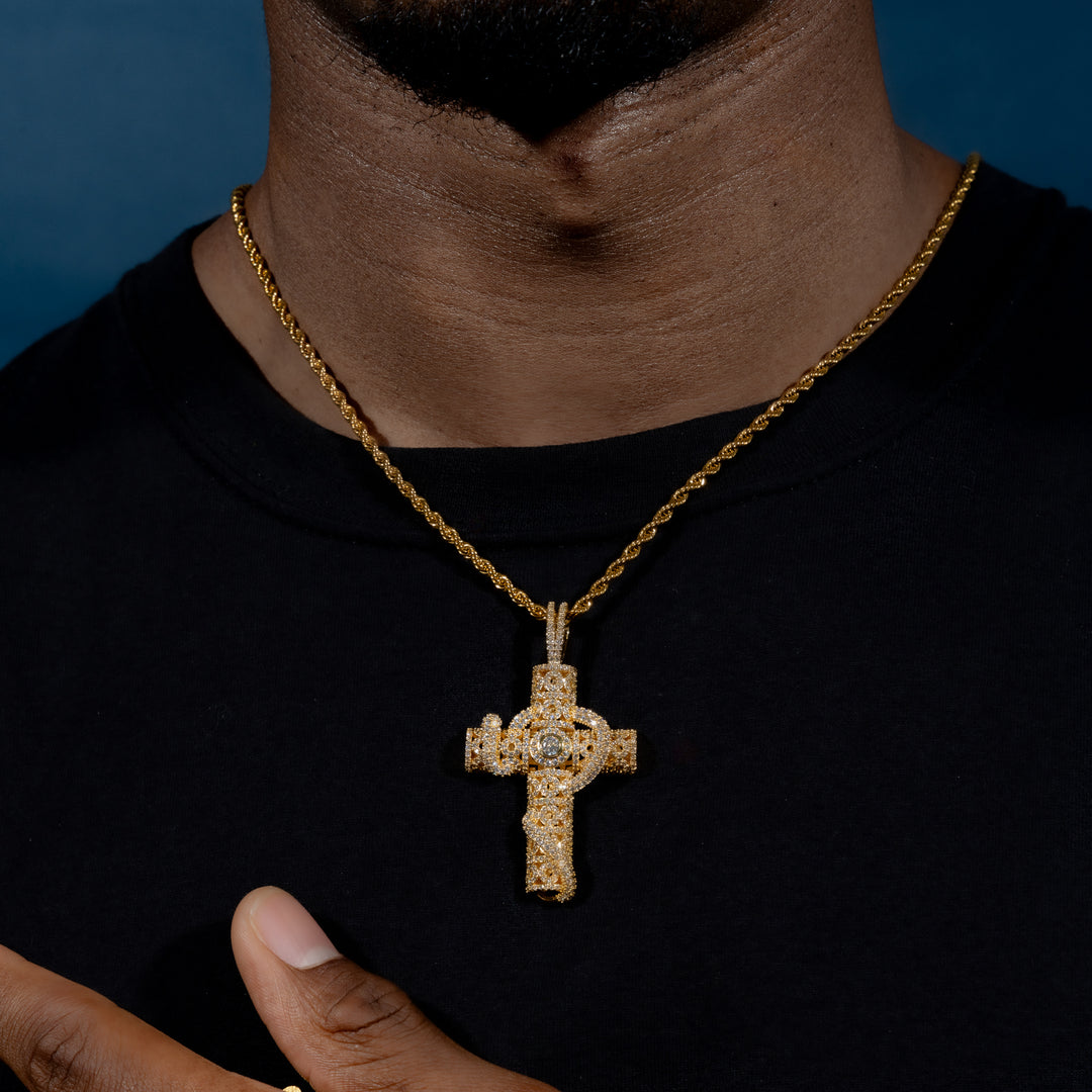 Snake Cross Pendant - ICECLIQUE JEWELRY