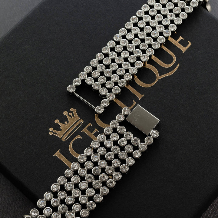 Iced Out Round Setting Apple Watch Band - ICECLIQUE JEWELRY