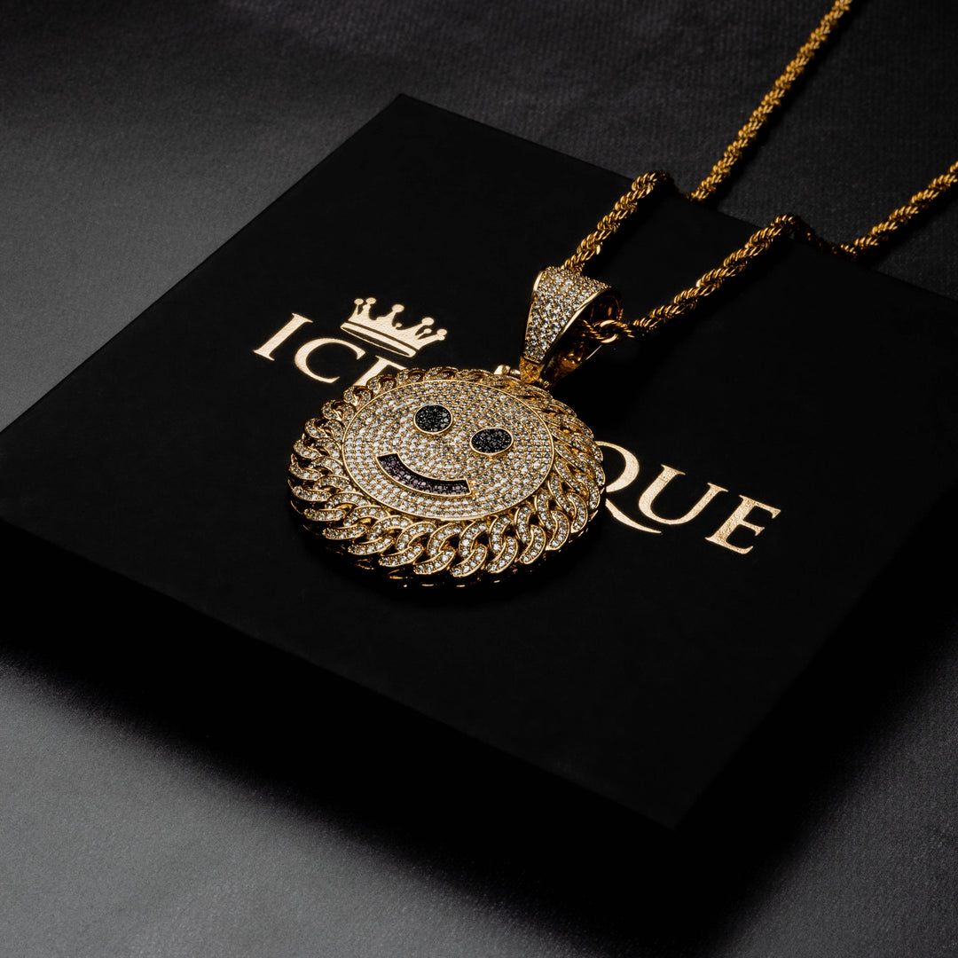 Round Smiley Pendant - ICECLIQUE JEWELRY
