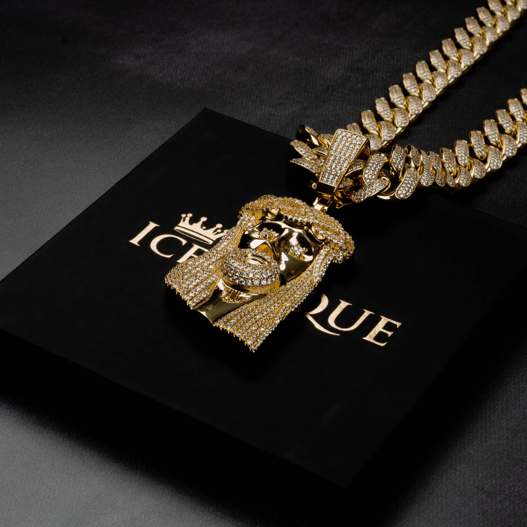 Iced Savior Pendant - ICECLIQUE JEWELRY