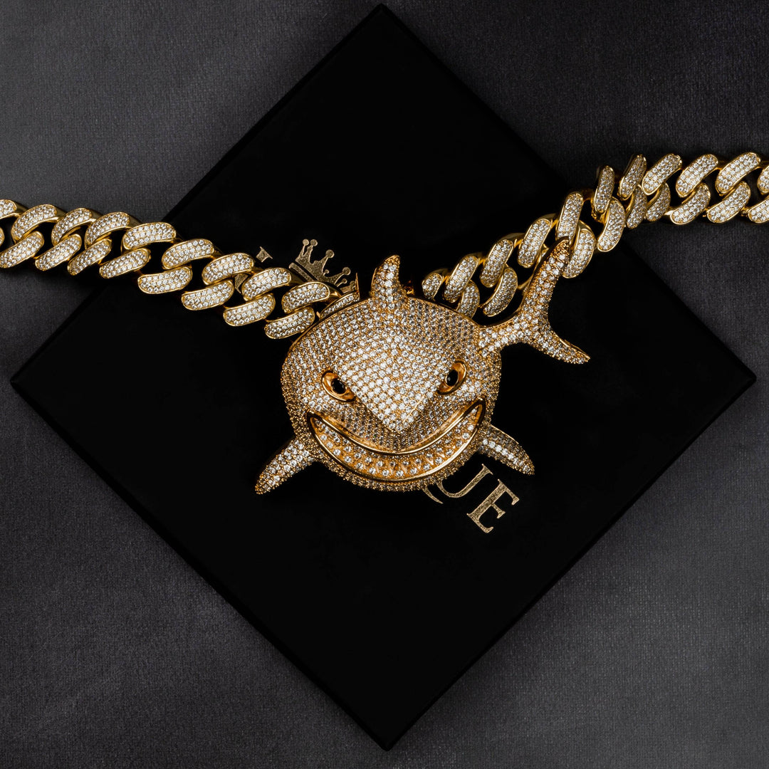 Iced Shark Pendant - ICECLIQUE JEWELRY