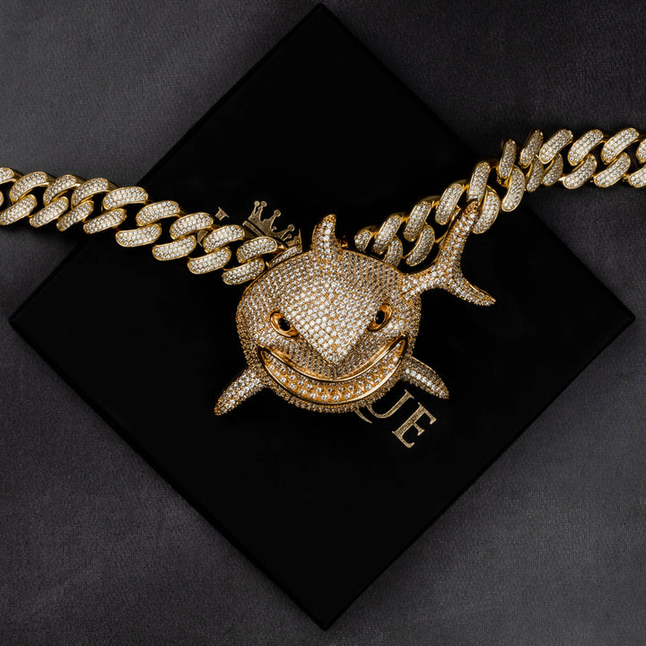 Iced Shark Pendant - ICECLIQUE JEWELRY
