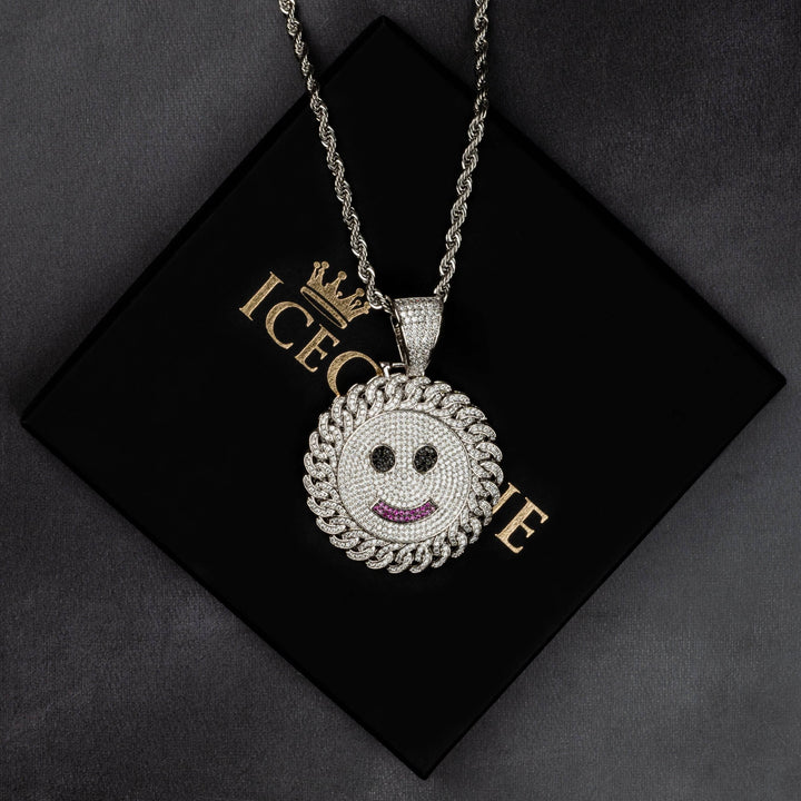 Round Smiley Pendant - ICECLIQUE JEWELRY