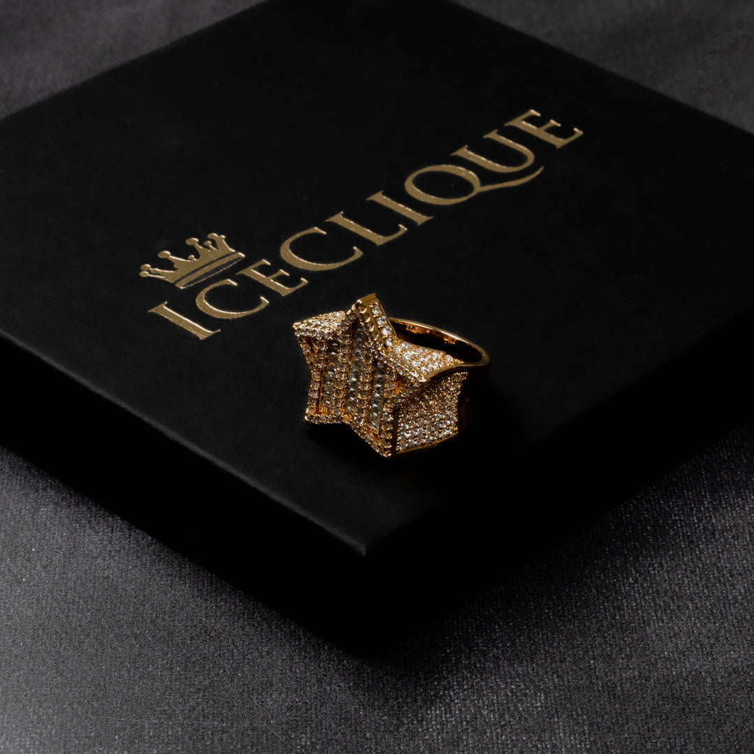 Iced Star Ring - ICECLIQUE JEWELRY