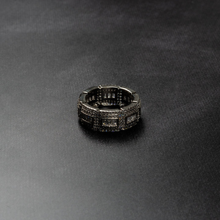 Iced Chunk Ring - ICECLIQUE JEWELRY