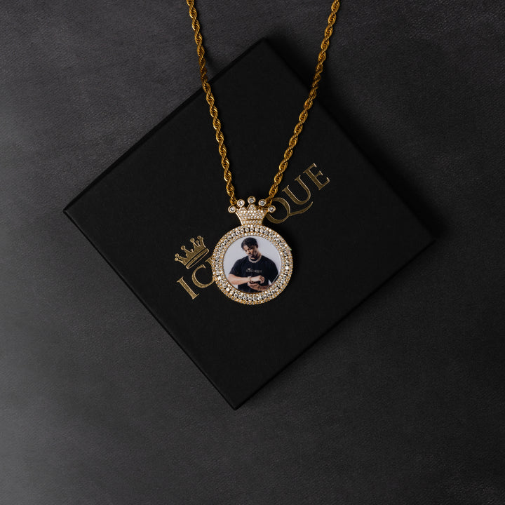 Crowned Custom Photo Pendant - ICECLIQUE JEWELRY