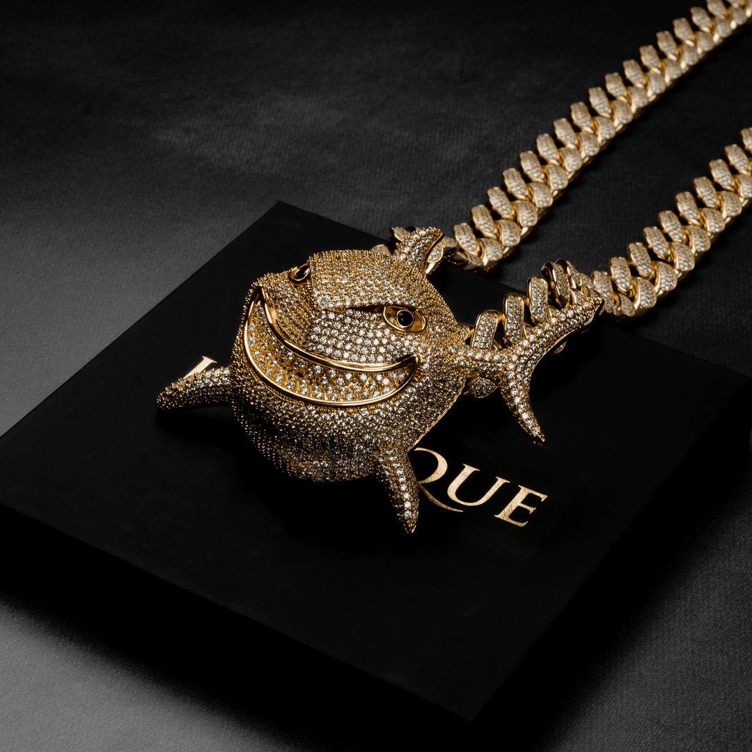 Iced Shark Pendant - ICECLIQUE JEWELRY