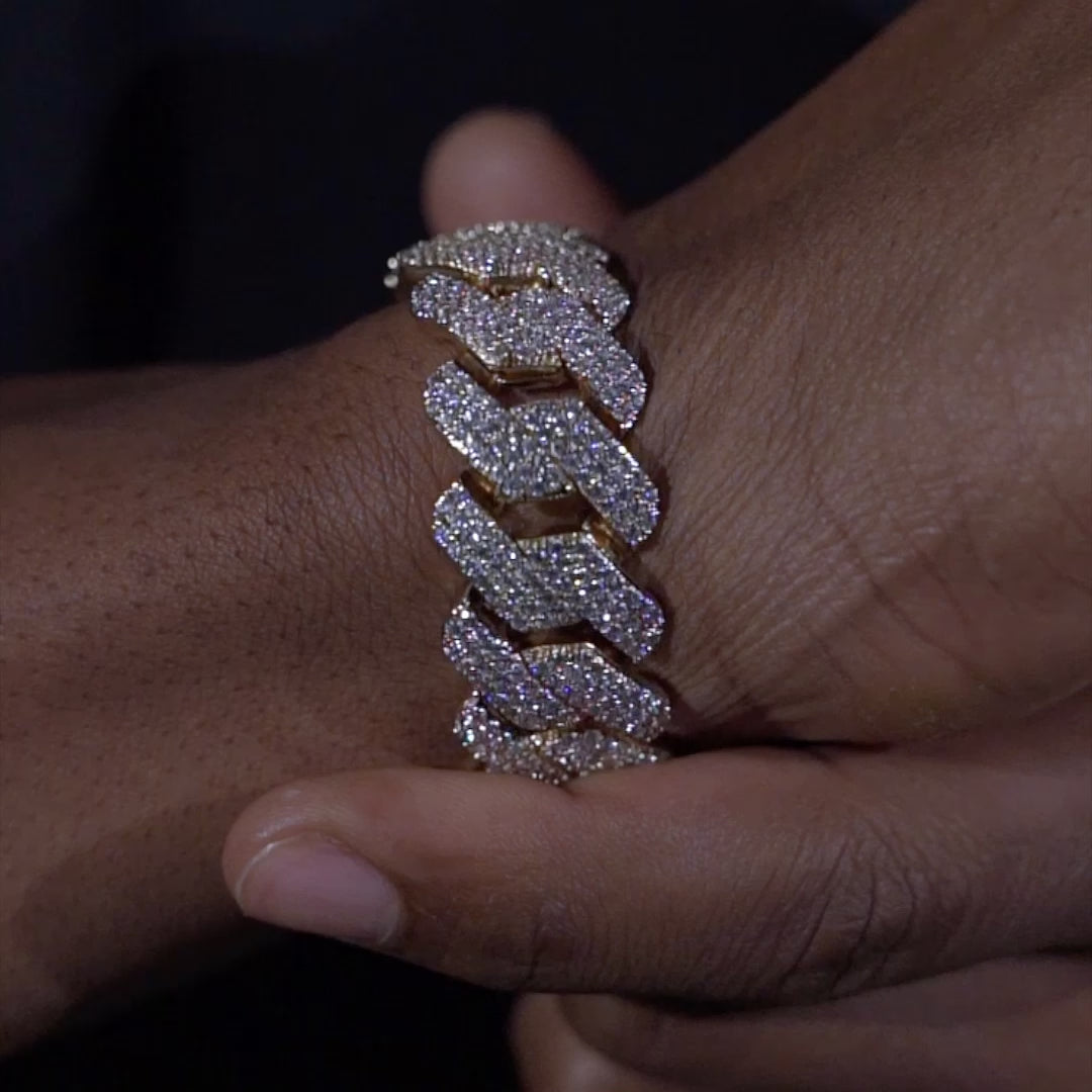 19MM VVS Micro Pave Cuban Bracelet