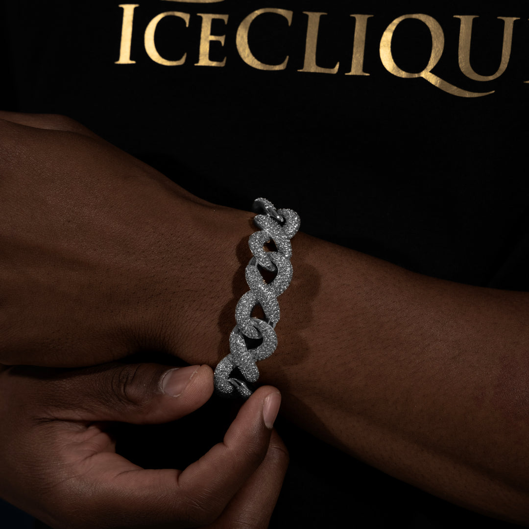 18MM Infinity Link Cuban Bracelet - Moissanite & S925