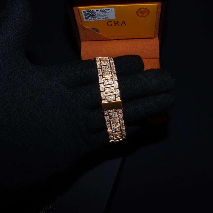 Fully Iced VVS1 Miami Watch - Moissanite - Gold