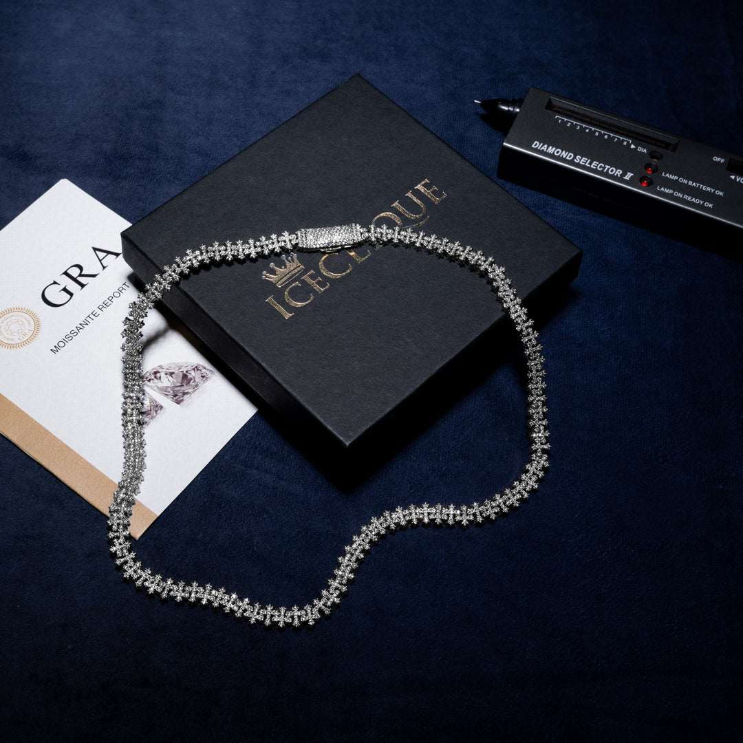 8MM Cross Cuban Chain - Moissanite & S925