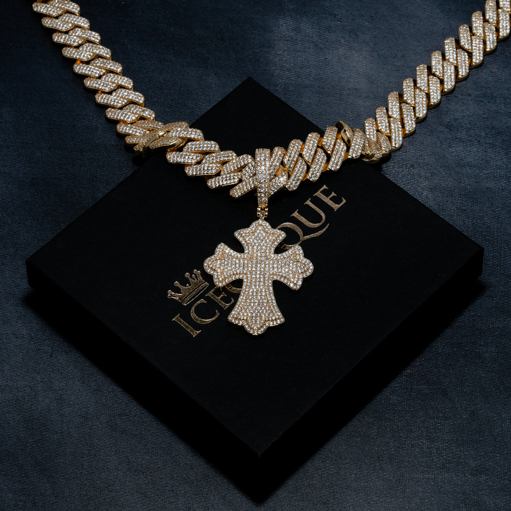 Iced Cross Pendant - ICECLIQUE JEWELRY 