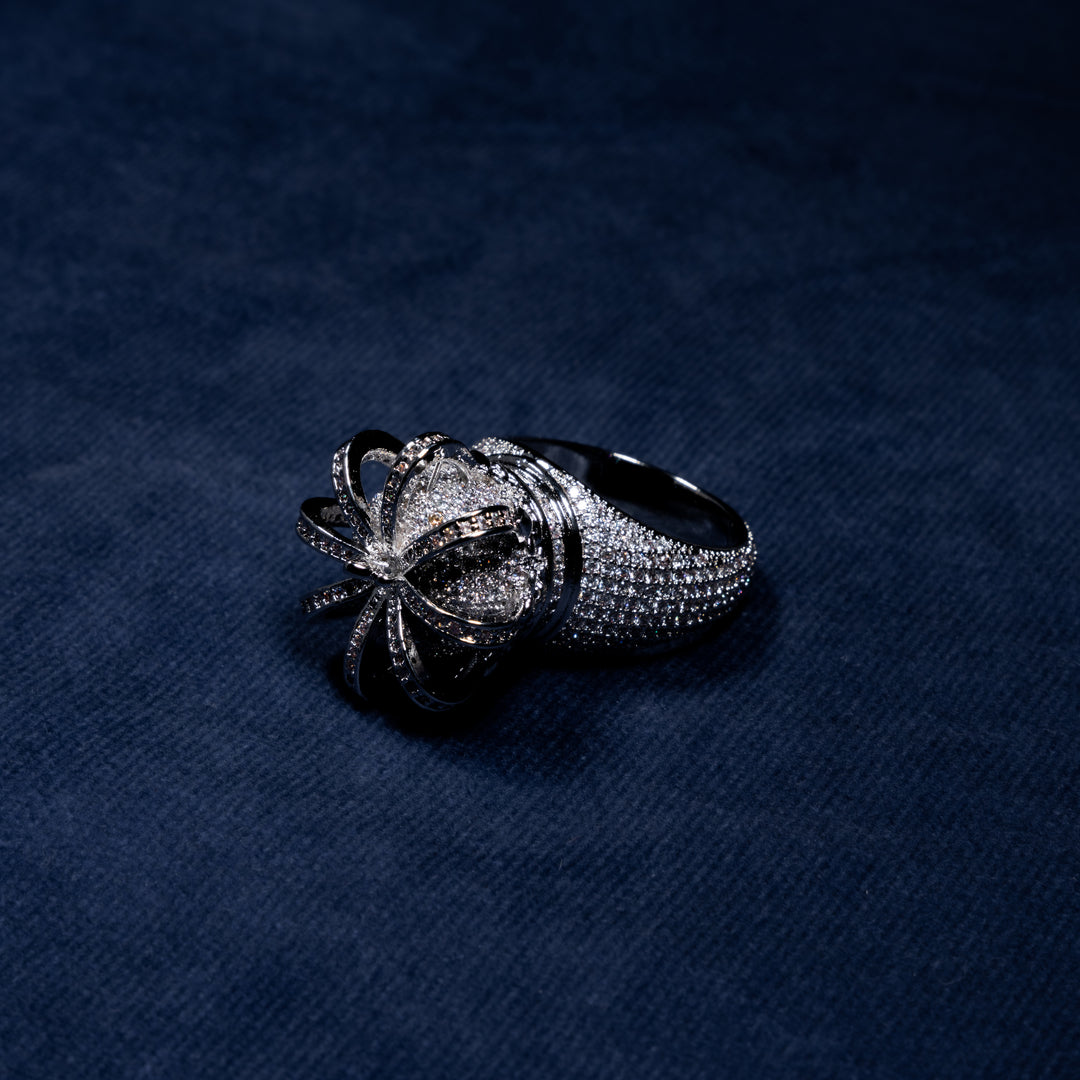 Crown Ring - ICECLIQUE JEWELRY 