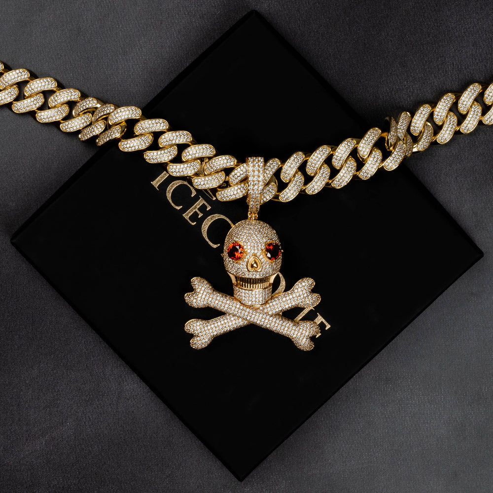 Pirate Skull Pendant - ICECLIQUE JEWELRY 