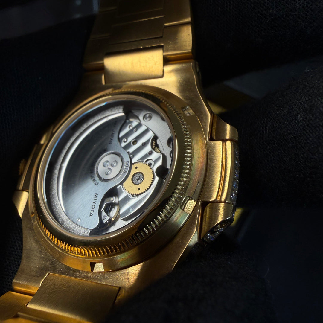 Fully Iced VVS1 Miami Watch - Moissanite - Gold