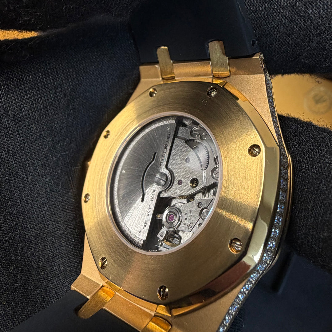 VVS1 Luxor V2 Watch w/ Black Strap - Moissanite - Gold