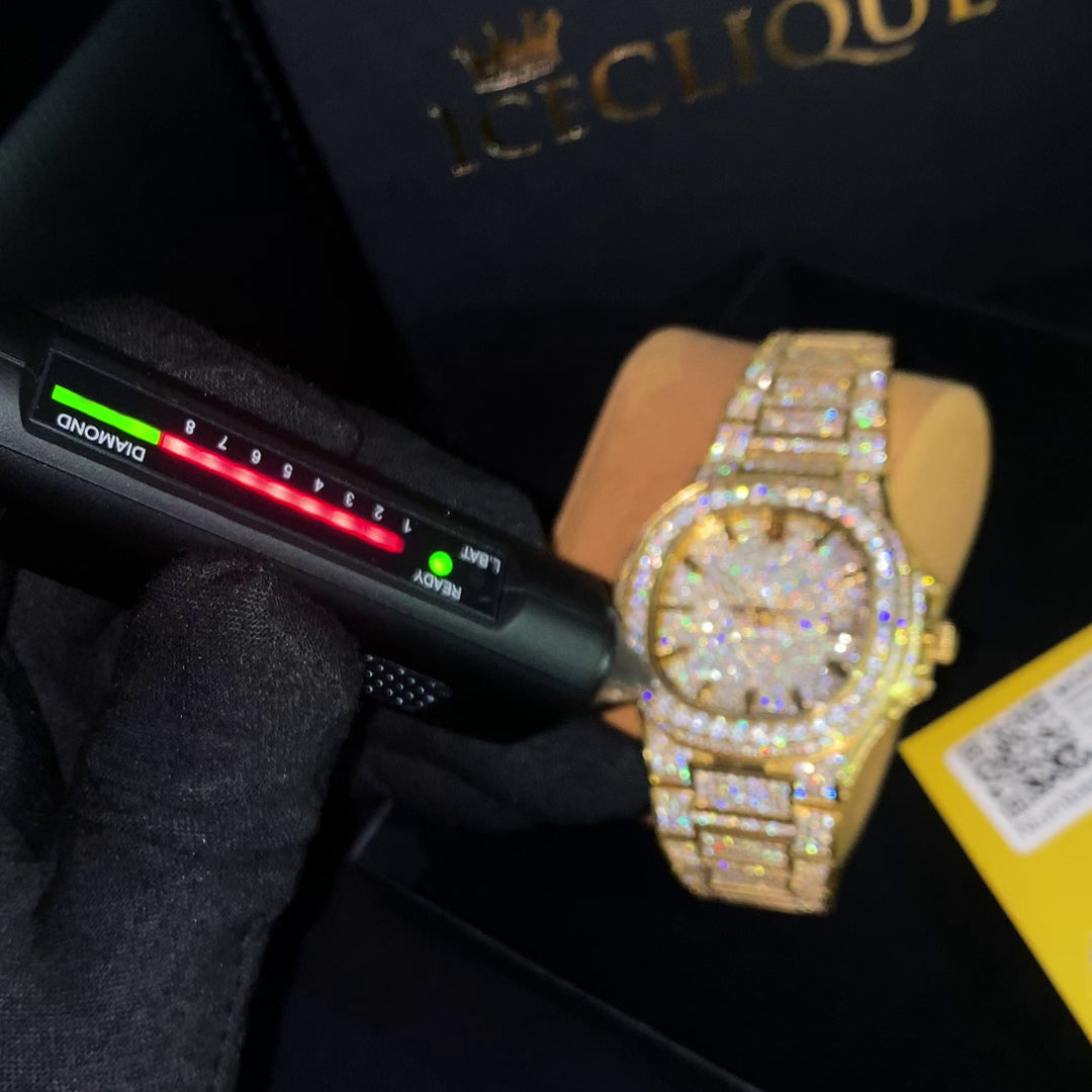 Fully Iced VVS1 Miami Watch - Moissanite - Gold