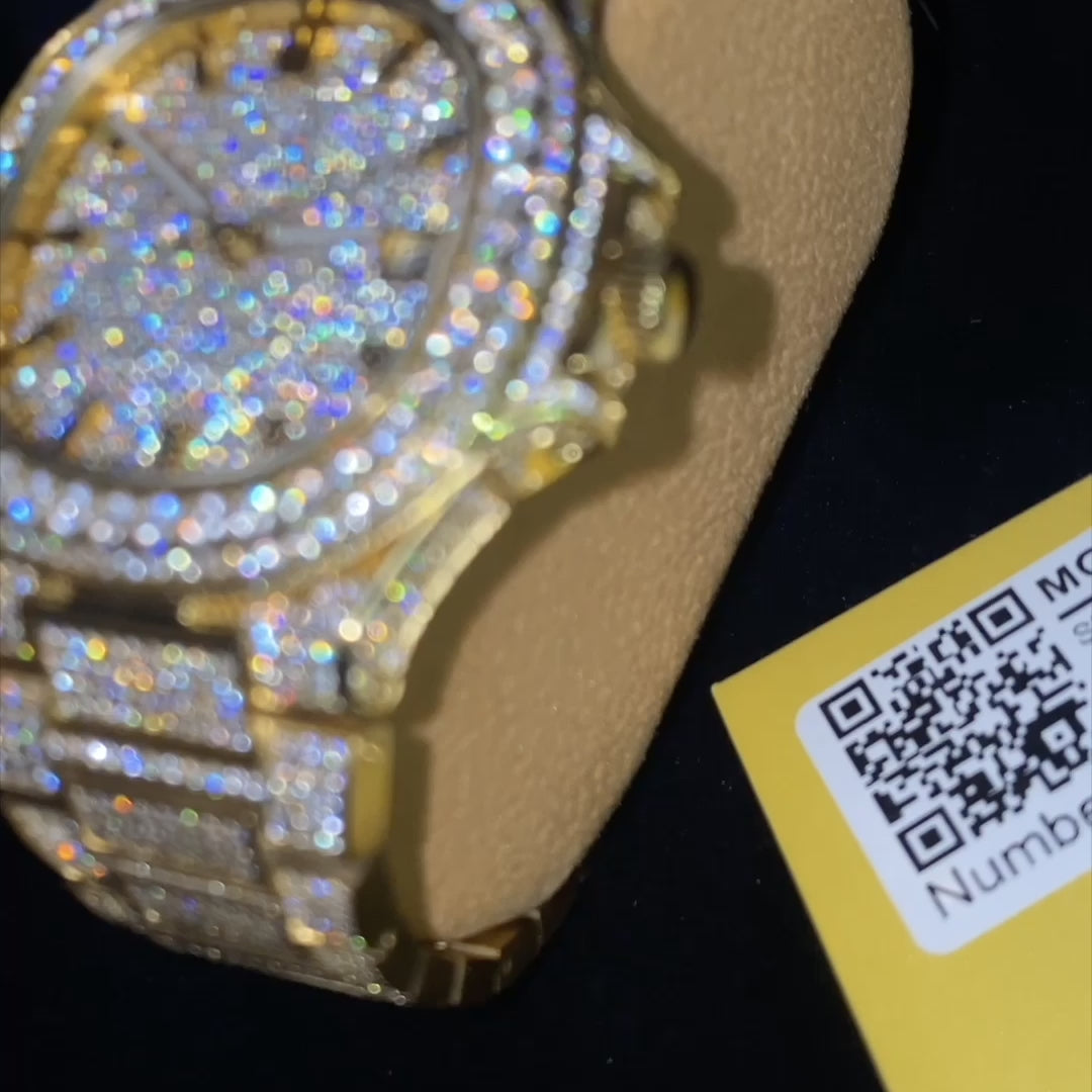 Fully Iced VVS1 Miami Watch - Moissanite - Gold